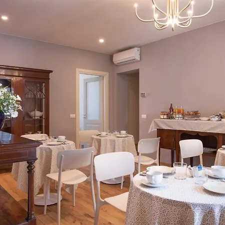 In Lucus Guest House-3